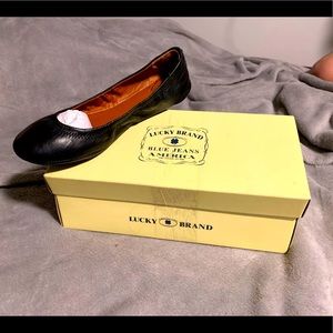 Lucky Brand black flats